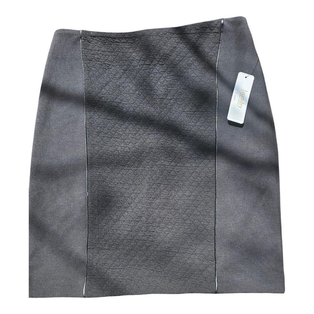 Elegant Gray Skirt